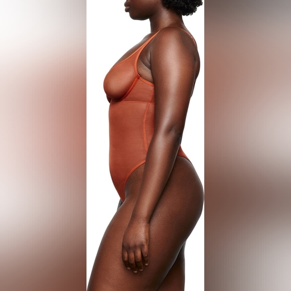 NWT SKIMS ULTRAFINE MESH UNDERWIRE BODYSUIT IN CHILE SIZE XXS - Picture 4 of 7
